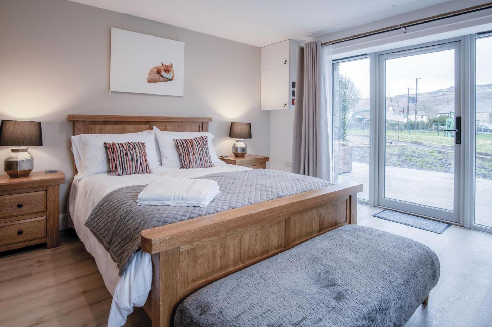 Suite 7 - Sleeping Giant Hotel - Pen Y Cae Inn Brecon Extérieur photo